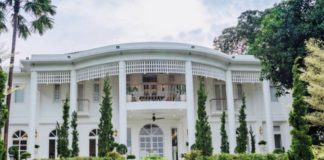 ホワイトスワン・ベーカリー・レストラン / White Swan Bakery Restaurant