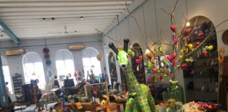 ラーデー / HLA DAY