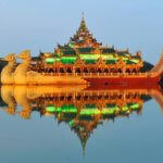 カラウェイクレストラン/Karaweik Palace